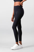 Essential Elevate Legging