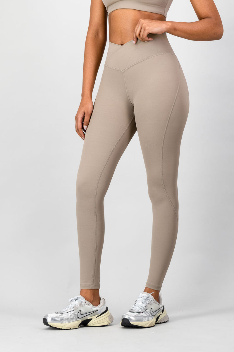 Contour Legging - Cashew