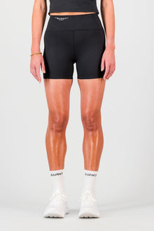 Essential Leah Short