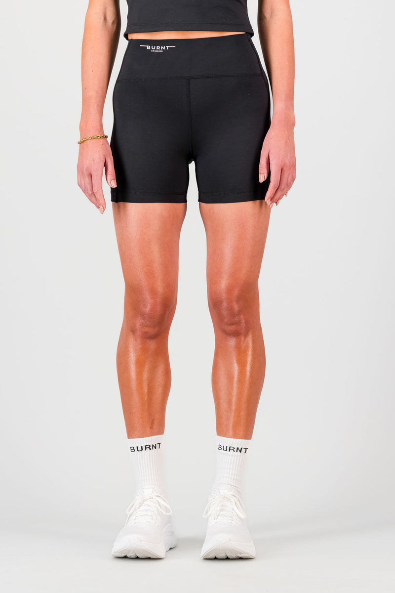 Essential Leah Short