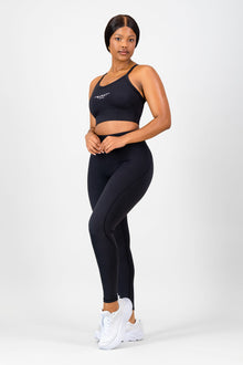 Essential Arise Legging